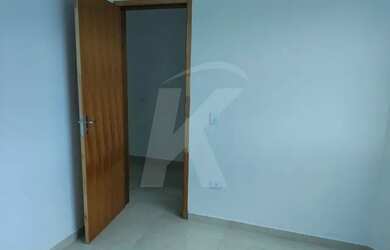 Imagem: A casa em condomínio possui 1 Dormitório, 1 Banheiro, 35m²