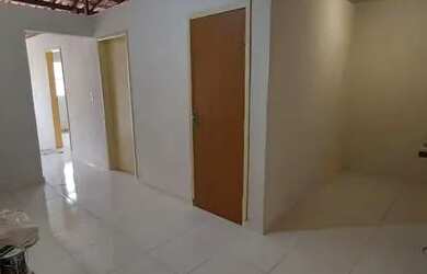 Imagem: A casa possui 2 Dormitórios, 1 Banheiro e está localizado