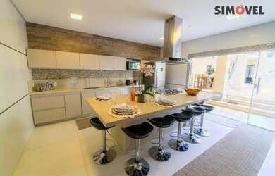 Imagem: A casa possui 5 Dormitórios, 5 Banheiros, 5 Vagas na garagem