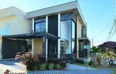 Imagem: A casa em condomínio possui 3 Dormitórios, 3 Banheiros, 2