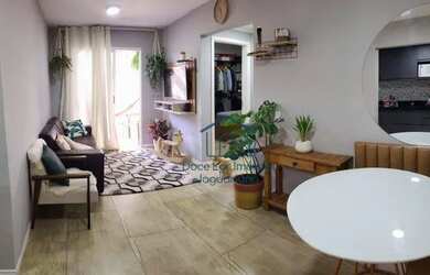 Imagem: O apartamento possui 2 Dormitórios, 1 Banheiro, 1 Vaga na garagem