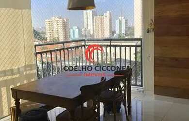 Imagem: O apartamento possui 3 Dormitórios, 1 Banheiro, 3 Vagas na