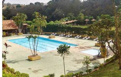 Imagem: A casa possui 1 Dormitório, 1 Banheiro, 100m² de Área e