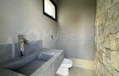 Imagem 11: Casa de condomínio sobrado para venda possui 382 metros quadrados com...