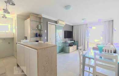 Imagem: O apartamento possui 3 Dormitórios, 1 Banheiro, 2 Vagas na