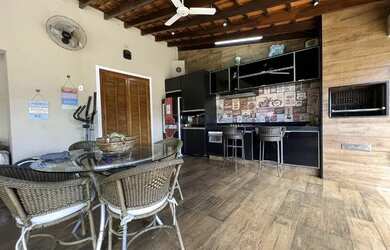 Imagem 4: Casa a venda. Piscina, Churrasqueira, 120m² de Áreae5 Vagas na garagem