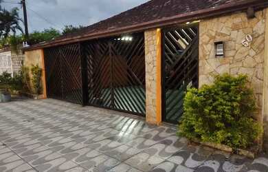 Imagem: A casa em condomínio possui 1 Dormitório, 1 Banheiro, 1 Vaga