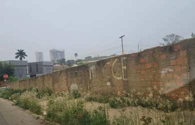 Imagem: O terreno possui 1.620m² de Área e está localizado em Santa