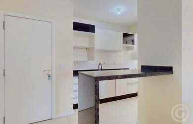 Imagem 6: Apartamento semimobiliado com sacada e churrasqueira na Trindade