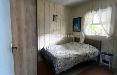 Imagem 7: Duas casas no mesmo terreno - excelente para renda ou moradia - Bairro...