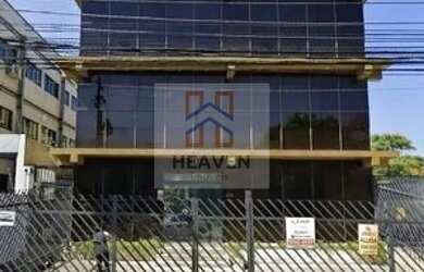 Imagem: O depósito possui 5 Vagas na garagem, 1.000m² de Área e