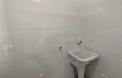 Imagem 10: Apartamento para Locação em Pinhais, Centro, 2 dormitórios, 1 banheiro,...