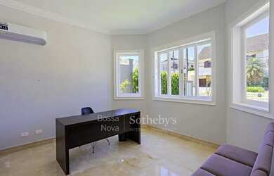 Imagem 12: Casa reformada com lazer ensolarado e ambientes integrados