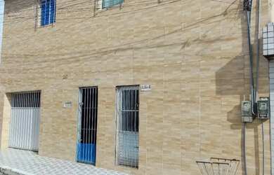 Imagem: A casa possui 2 Dormitórios, 1 Banheiro e está localizado