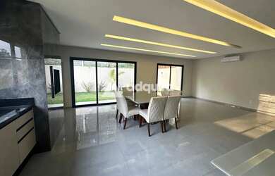 Imagem 10: Casa no condomínio Vale dos Vinhedos, contendo 4 suítes