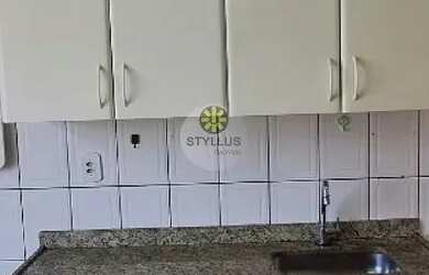 Imagem 7: Apartamento com 03 dormitórios, 01 suíte, sacada, 02 garagens cobertas,...