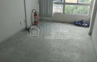 Imagem: O depósito possui 28m² de Área e está localizado em Tijuca