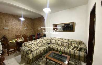 Imagem: A casa possui 2 Dormitórios, 1 Banheiro, 116m² de Área e