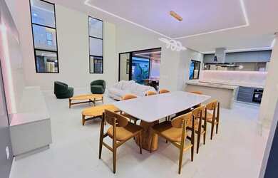 Imagem 3: Casa de Alto Padrão no Alphaville Ceará 5 Suítes, 6 Vagas e Acabamento Premium