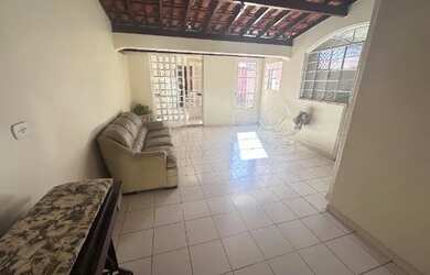 Imagem 7: Casa em Uberlândia - 4 quartos - B. Cruzeiro do Sul