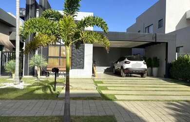 Imagem: A casa em condomínio possui 3 Dormitórios, 1 Banheiro, 4 Vagas