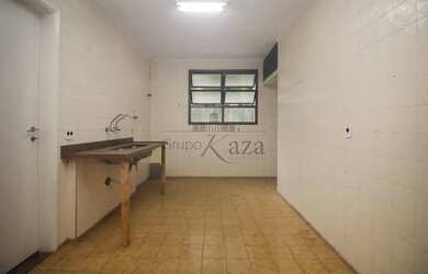 Imagem 10: Apartamento - Higienópolis - 3 Dormitórios - 200m²