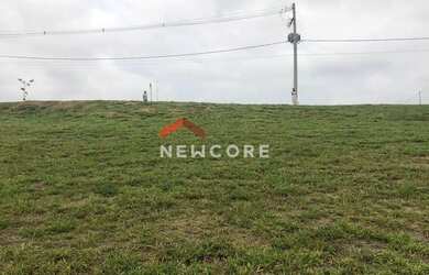 Imagem: O terreno possui 410m² de Área e está localizado em Loteamento