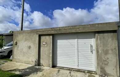 Imagem: A casa em condomínio possui 2 Dormitórios, 1 Banheiro, 2 Vagas