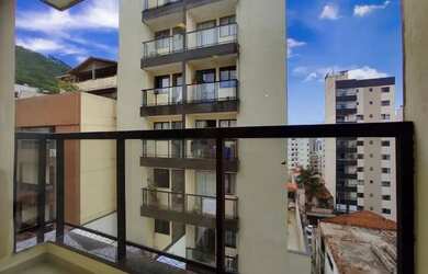 Imagem: O apartamento possui 1 Dormitório, 1 Banheiro, 1 Vaga na garagem