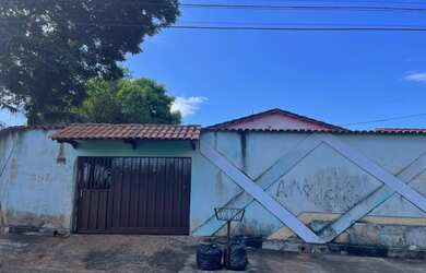Imagem 1: Casa esquina Conjunto Vera Cruz - Goiânia - GO aceita financiameto bancario