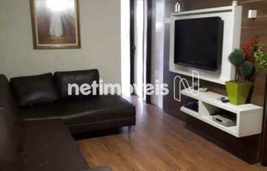 Imagem: A casa possui 5 Dormitórios, 2 Banheiros, 3 Vagas na garagem