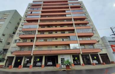 Imagem: O apartamento possui 2 Dormitórios, 1 Banheiro, 67-0m² de