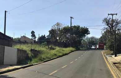 Imagem: O terreno possui 204m² de Área e está localizado em Ronda