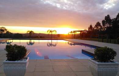 Imagem: A fazenda possui 28.000m² de Área e está localizado em Centro