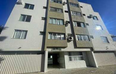 Imagem: O apartamento possui 1 Dormitório, 1 Banheiro, 1 Vaga na garagem