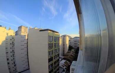 Imagem: O apartamento possui 1 Dormitório, 1 Banheiro, 35m² de Área