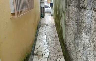 Imagem: A casa possui 1 Dormitório, 1 Banheiro, 60m² de Área e está