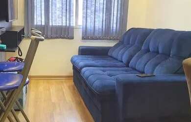 Imagem: O apartamento possui 2 Dormitórios, 1 Banheiro, 1 Vaga na garagem