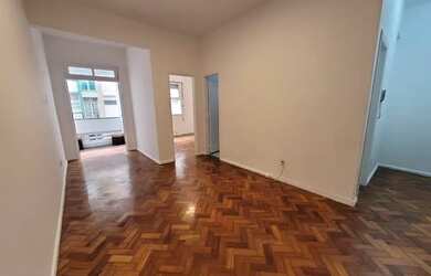 Imagem: O apartamento possui 1 Dormitório, 1 Banheiro, 45m² de Área