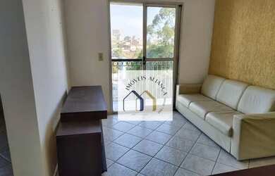 Imagem: O apartamento possui 2 Dormitórios, 1 Banheiro, 1 Vaga na garagem