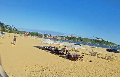 Imagem: A casa possui 4 Dormitórios e 3 Vagas na garagem e está localizado