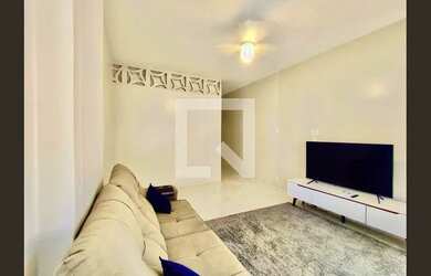 Imagem: O apartamento possui 1 Dormitório, 1 Banheiro, 48m² de Área