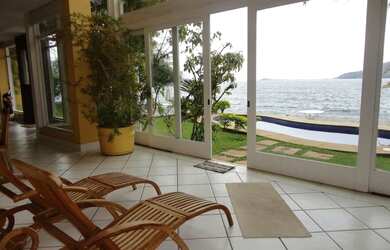 Imagem 11: Belíssima Residência no Condomínio Portogalo