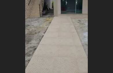 Imagem: A casa em condomínio possui 3 Dormitórios, 2 Banheiros, 5