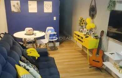 Imagem: A casa possui 2 Dormitórios, 1 Banheiro, 2 Vagas na garagem