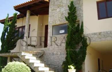 Imagem: A casa em condomínio possui 4 Dormitórios, 5 Banheiros, 4