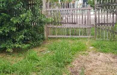 Imagem: A casa possui 2 Dormitórios, 1 Banheiro, 1 Vaga na garagem