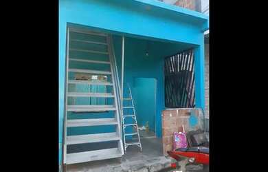 Imagem: A casa possui 2 Dormitórios, 1 Banheiro e está localizado