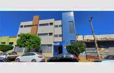 Imagem: O depósito possui 637m² de Área e está localizado em Campos