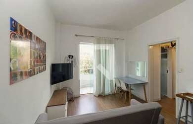 Imagem: O studio possui 1 Dormitório, 1 Banheiro, 40m² de Área e